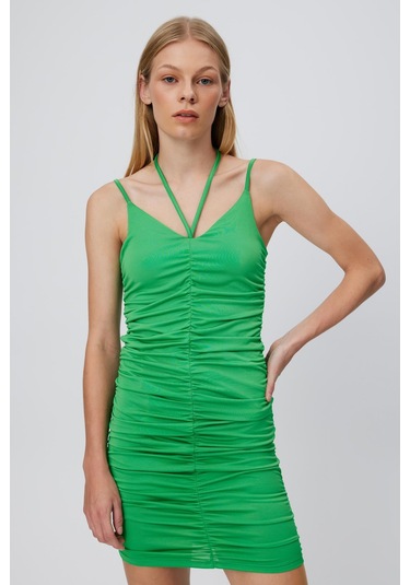 BÜZGÜLÜ ASKILI ELBİSE YEŞİL Yeşil