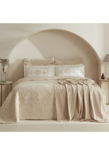 Karaca Home Helen 8 Parça Çeyiz Seti Gold