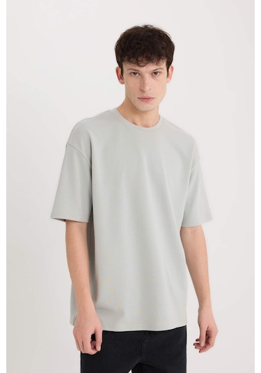 DeFacto Oversize Geniş Kalıp Ütü Gerektirmeyen Bisiklet Yaka Kısa Kollu Basic Düz Ağır Kumaş Tişört X3926AZ25SPGN1255 DeFacto Oversize Geniş Kalıp Ütü Gerektirmeyen Bisiklet Yaka Kısa Kollu Basic Düz Ağır Kumaş Tişört X3926AZ25SPGN1255