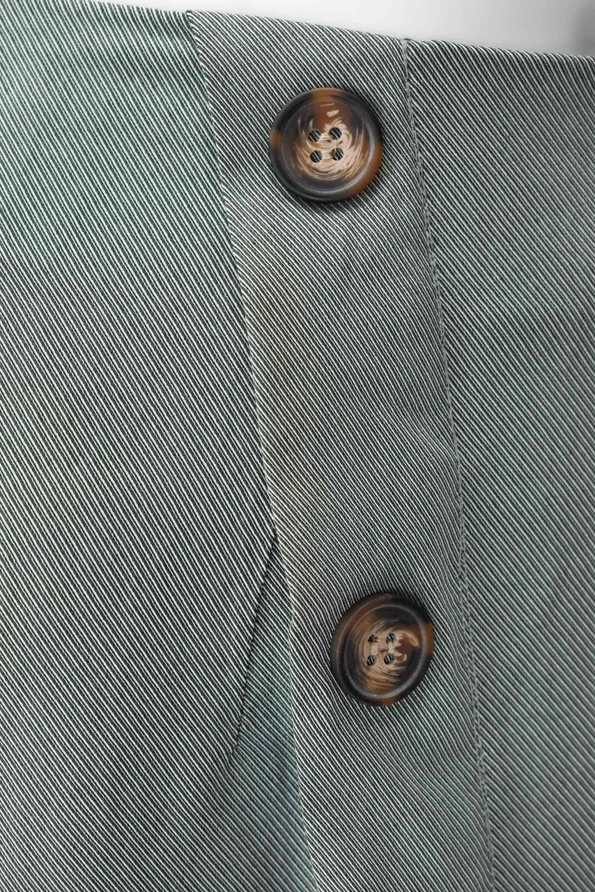 Önü Düğme Detaylı Yırtmaçlı Midi Boy Etek- Mint Yeşil Yeşil