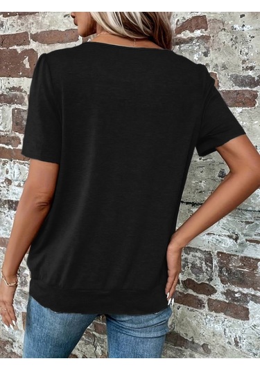 Munn Collection Kadın Kısa Kollu Yuvarlak Yaka Önden Pileli Salaş Viskon Bluz Siyah