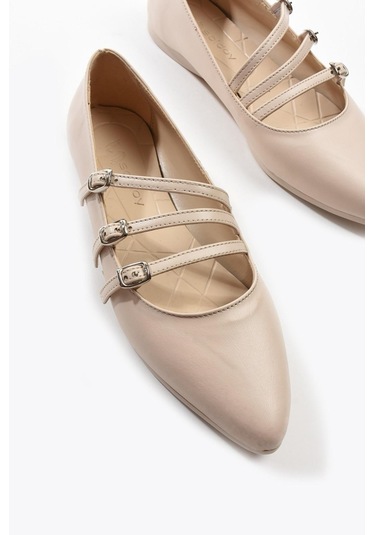 Günlük Kadın Babet Ayarlanabilir Tokalı Sivri Burunlu Sade Rahat Şık Hafif Ayakkabı S-420 Bej