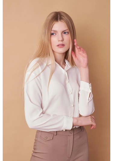 Kadın Yakalı Düşük Omuzlu Uzun Kol Likrasız Kumaş Gömlek-krem Krem