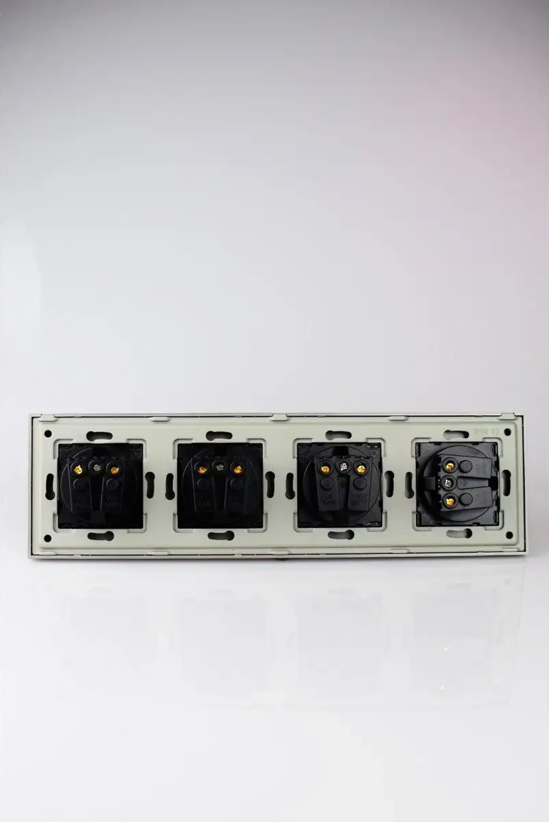 Vo'stabl Kızılı Kapılı Ve Topraklamalı Dörtlü Gri Priz 145903168 104