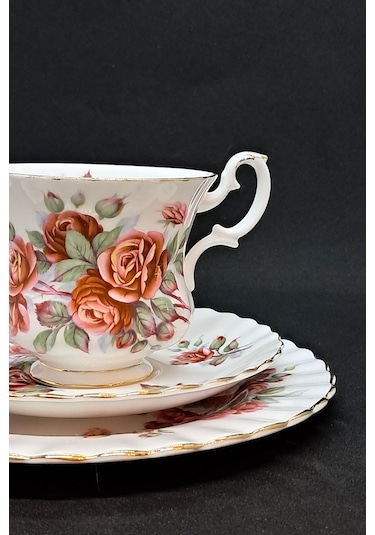 Yıldönümü Gülü Vintage Çay Fincanı 3 Parça 200 Ml
