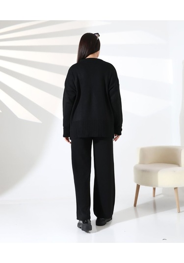 Rahat Kalıp Kol Detaylı Triko Takım Siyah