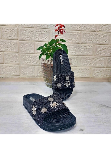 Pienn 20622 Siyah Taşlı Şık Kadın Terlik Siyah