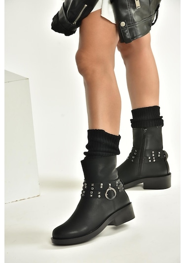Fox Shoes V674121209 Siyah Alçak Topuklu Fermuarlı Kadın Bot Siyah