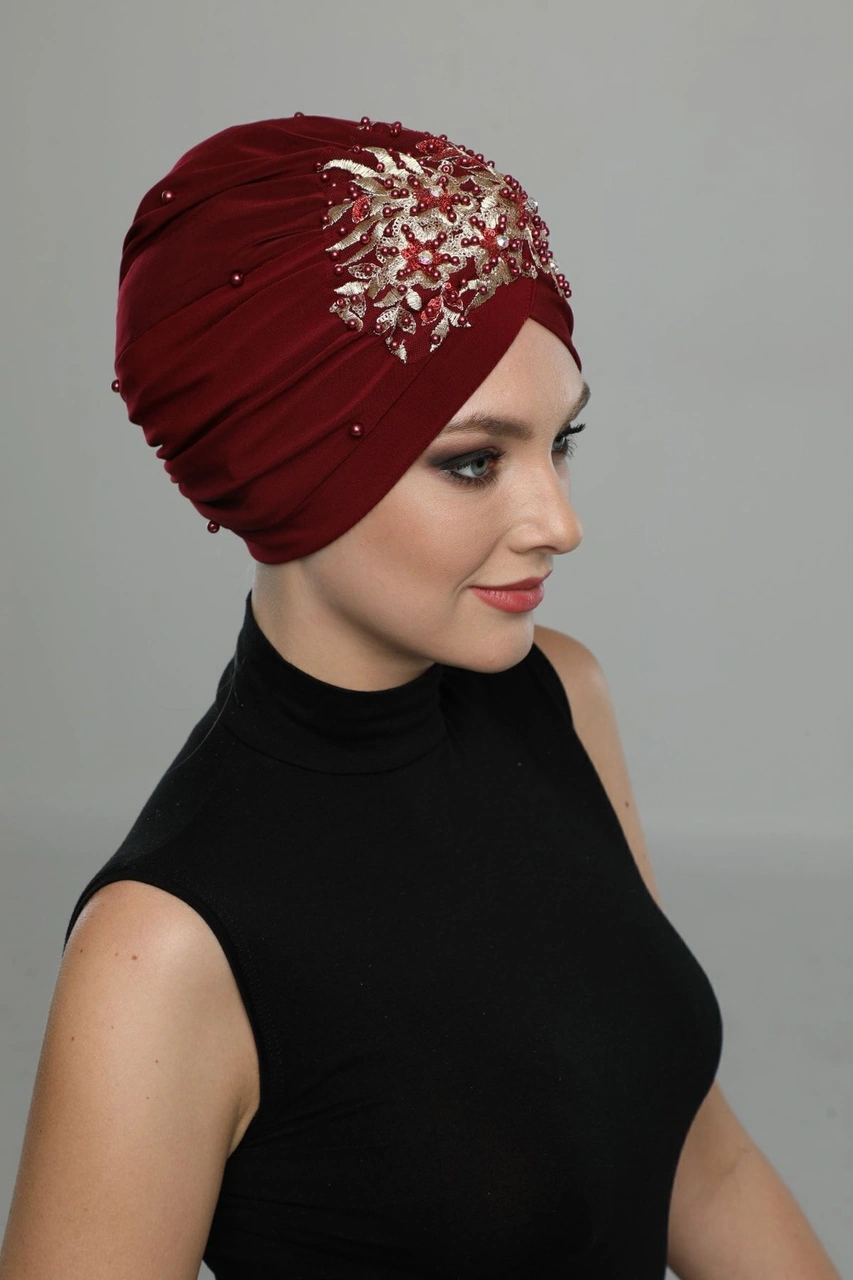 Kopma Astarlı Işlemeli Bordo Geniş Sırma Motifli Hazır Türban Tesettür Abiye Bone Bordo Geniş Sırma