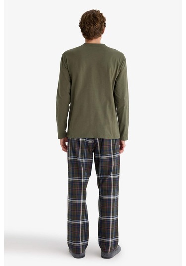 Defacto Pijama Takımı Regular Fit Uzun Kollu Üst Kareli Uzun Alt B2450ax25wnkh438 Haki-kh438 Defacto Pijama Takımı Regular Fit Uzun Kollu Üst Kareli Uzun Alt B2450ax25wnkh438 Haki-kh438