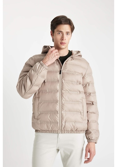 DeFacto Su İtici Şişme Mont Slim Fit Dar Kesim Kapüşonlu Fermuarlı Cepli D1185AX24WNBG106 DeFacto Su İtici Şişme Mont Slim Fit Dar Kesim Kapüşonlu Fermuarlı Cepli D1185AX24WNBG106