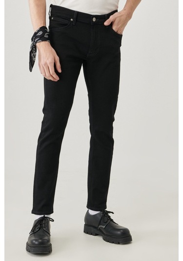 Lee Erkek Luke Slim Fit Düşük Bel Denim Esnek Jean Pantolon 672L7 Mavi Lee Erkek Luke Slim Fit Düşük Bel Denim Esnek Jean Pantolon 672L7 Mavi