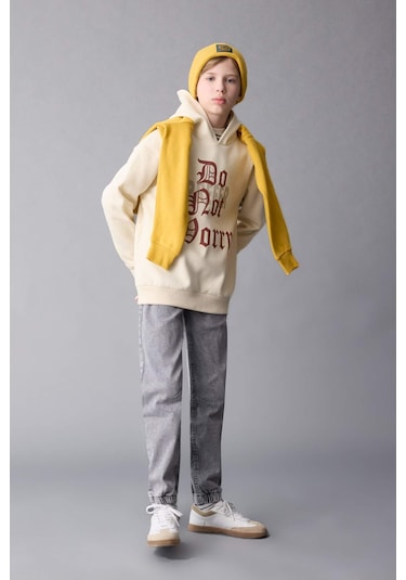 Defacto Erkek Çocuk Oversize Geniş Kalıp Kapüşonlu Yazı Baskılı Kalın Sweatshirt D1908A824WNBG759