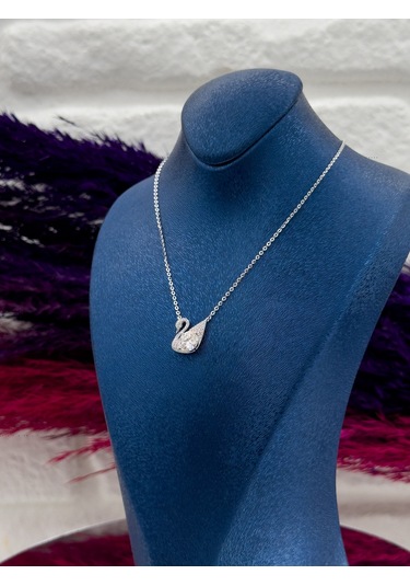 925 Ayar Gümüş Mosanite Taşlı Kuğu Modeli Aşk Temalı Zarif Kadın Kolye Gümüş