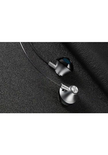 Kulaklık, Gümüş Rengi Ve Metal Ağır Bass -