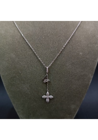 925 Ayar Gümüş Çiçek Model Kelebek Detaylı Tasarımı Harikası Kolye Gümüş