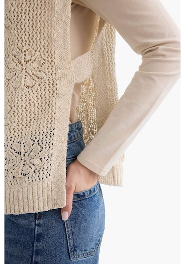 Defacto Bisiklet Yaka Nakışlı Triko Süveter F3296ax25aubg168 Bej