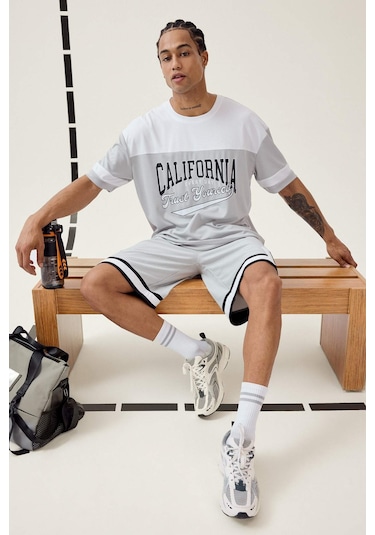 DeFactoFit Hızlı Kuruyan Oversize Geniş Kalıp Sporcu Kısa Paça Şort E4128AX25SMGR91 DeFactoFit Hızlı Kuruyan Oversize Geniş Kalıp Sporcu Kısa Paça Şort E4128AX25SMGR91