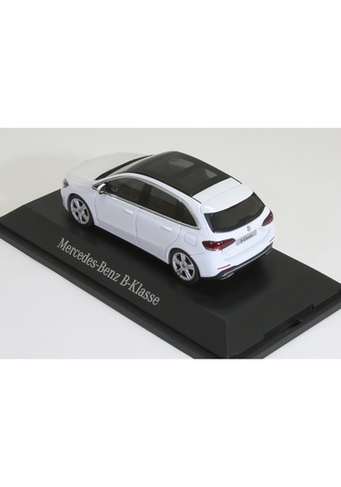 1:43 Herpa 2018 Mercedes Benz B-class W247 - Progressive Line