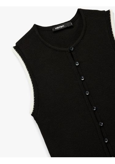 Koton Renk Kontrast Detaylı Düğmeli Bisiklet Yaka Triko Yelek Siyah 6wak30026ht Siyah