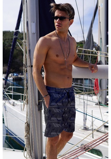 Uzun Boy Model Su İtici Özellikli Dijital Baskılı Erkek Plaj Deniz Şort Mayo 001