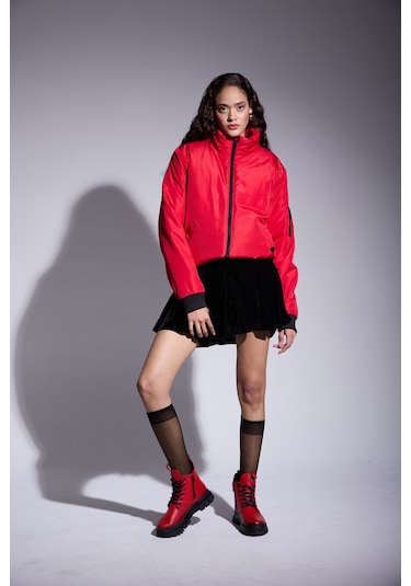 Freemen Kadın Kırmızı Astarlı Dik Yaka Mevsimlik Su Ve Rüzgar Geçirmez Mont Kırmızı