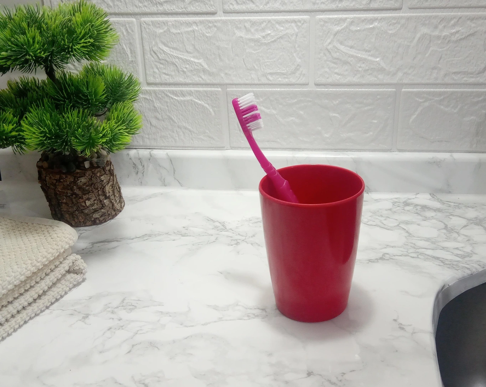 2 Adet Diş Fırçalık Ve Macun Kabi Kırmızı Melamin 8x8x11cm 400ml Banyo Seti Çok Renkli