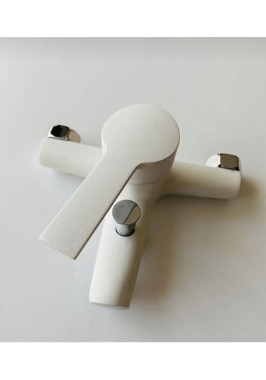 İsaoğlu Yapı Banyo Bataryası Beyaz Banyo Musluğu Mat Beyaz Duş Bataryası Beyaz