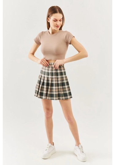 Kadın Kısa Kol Bisiklet Yaka Vücuda Oturan %100 Pamuklu Kaşkorse Esnek Crop Bluz Açık Kahve