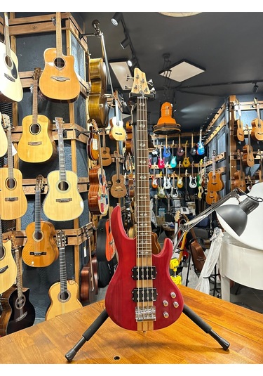 B04- Rd 4 Telli Aktif Bass Gitar Kırmızı Renk