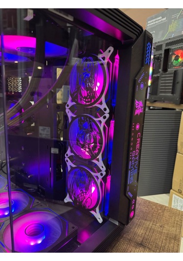 7 Argb Anime Karakterli Fanlı Pc Kasası 850w 80 Plus Bronze Powerli 360mm Sıvı Soğutmalı Siyah