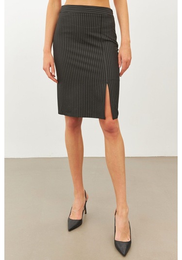 Stella Pulvis Siyah Simli Yırtmaçlı Mini Kalem Etek Siyah