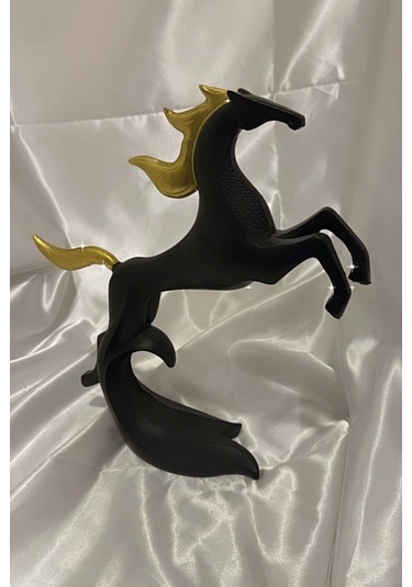 Avatar Kaideli Kübik Şahlanan Uçan At Siyah