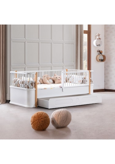 Antalya Yavrulu Karyola, Alvin 3 Kapaklı Dolap, Şifonyer - Ceviz