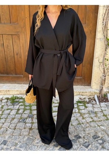 Laluvia Siyah Tek Düğmeli Kuşaklı Kimono Takım - 007
