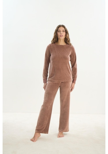 Kadın Uzun Kol Kadife Kahve Pijama Takım C3t9n1o61 001