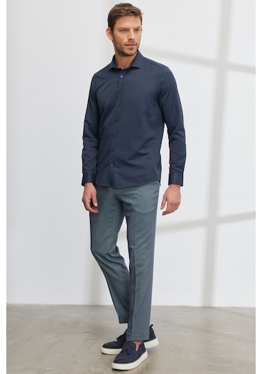 AC&Co / Altınyıldız Classics Erkek LACI Kolay Ütülenebilir Slim Fit Dar Kesim İtalyan Yaka Armürlü Gömlek Lacivert