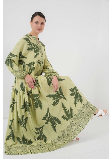 Gabria Ön Düğmeli Desenli Viskon Elbise Fıstık Yeşili