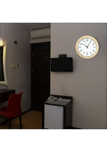 Krem Ahşap Çerçeve Fosforlu Gece Yanan Parlayan Duvar Saati 30Cm Ahşap