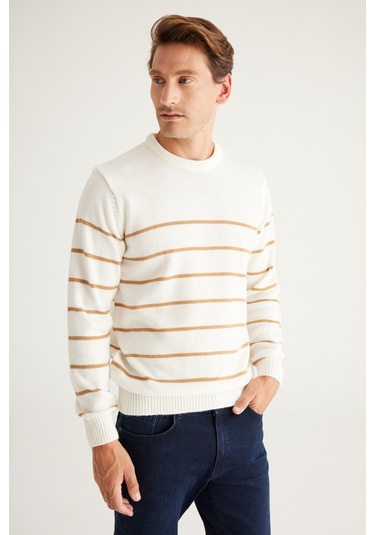 AC&Co / Altınyıldız Classics Erkek Ekru Karamel Standart Fit Normal Kesim Bisiklet Yaka Çizgili Triko Ekru