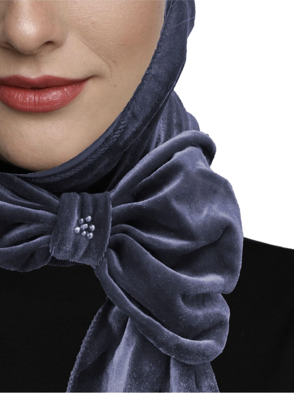 Kadife Şapka Atkılı Toka Detaylı Füme Hazır Türban Tesettür Bone Füme