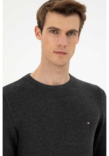 U.S. Polo Assn. Erkek Slim Fit Bisiklet Yaka Antrasit Melanj Basic Kazak 50298282-VR081