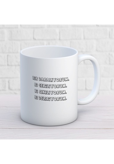 Bi Daralıyorum Iki Tarafı Baskılı Kupa Bardak Çok Renkli