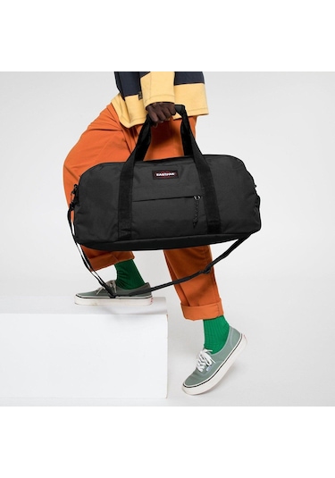 Eastpak Stand + Kol Çantası Ek00078d0081 Siyah