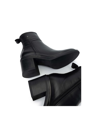 Tamer Tanca Kadın Hakiki Deri Siyah Deri Topuklu Bot 1066 3401 Bn Bot Sk24-25 Sıyah Dr Siyah