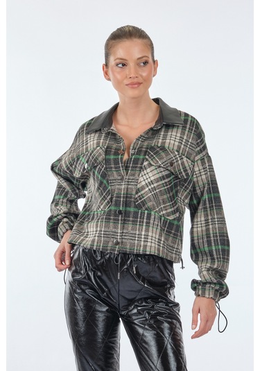 Unique Mode Düz Yaka Kareli Uzun Kollu Siyah Kadın Gömlek Uw23380 001