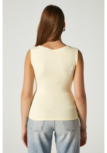 Kadın Nova Kayık Yaka Lux Touch Yumuşak Doku Kolsuz Tereyağı Sarısı Bluz Tereyağı Sarısı