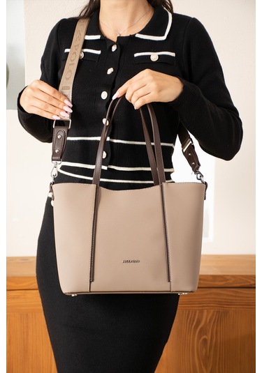 Just Polo Kadın Büyük Boy Suya Dayanıklı Lakoste Kumaş Uzun Askılı 4 Gözlü El Ve Omuz Çantası Pbu2170 Vizon - Kahve Vizon - Kahverengi