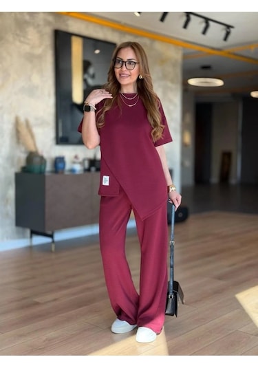 Leyla Sanat Sanata Yeni Bir Bakış Açısı Kadın Kısa Kollu Bisiklet Yaka Asimetrik Viskon Iki Iplik Bluz Ve Pantolon Ikili Takım Bordo