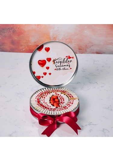 Kalp Ve Bulut Temalı Metal Kutu 80 Adet Napoliten Çikolata